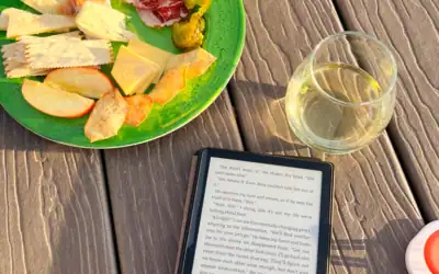 How to Plan the Ultimate Ladies Reading Weekend