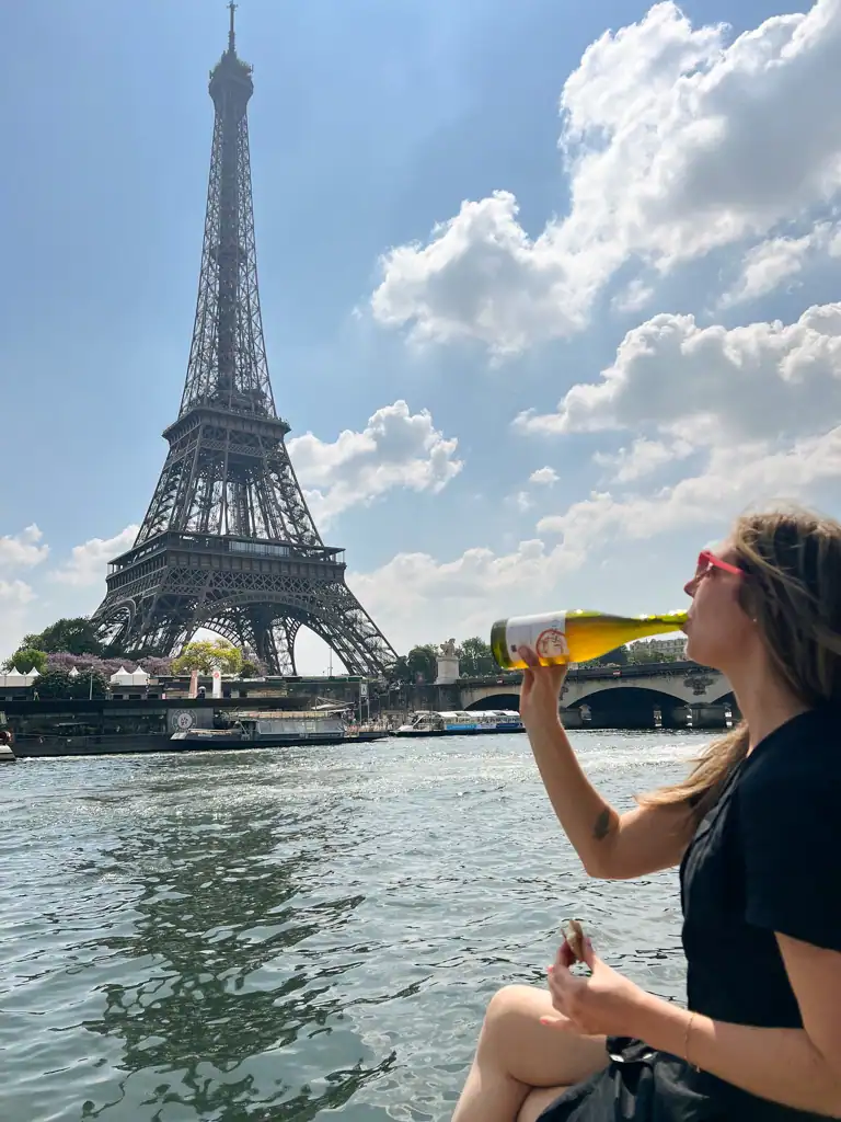 The eiffel tower on a spring day. 