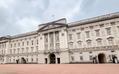 London Travel Guide: What to Know Before You Go