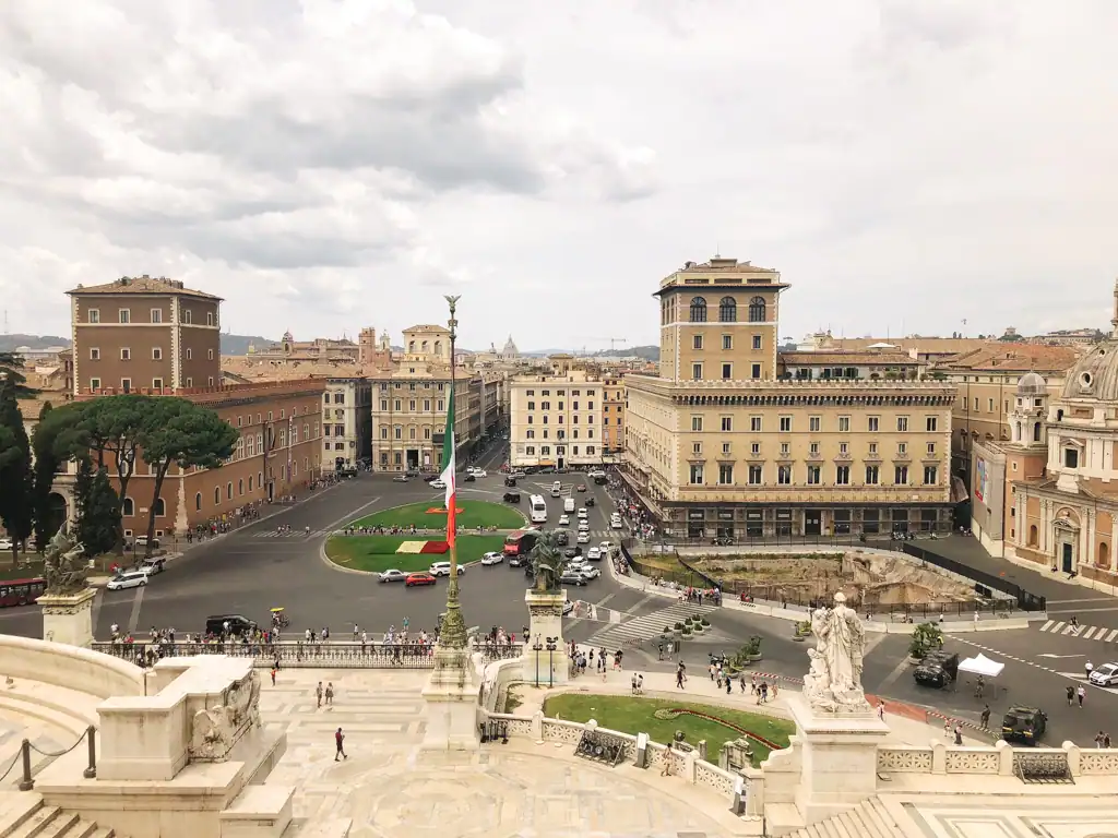A view from vittoria emanulle in Rome. 