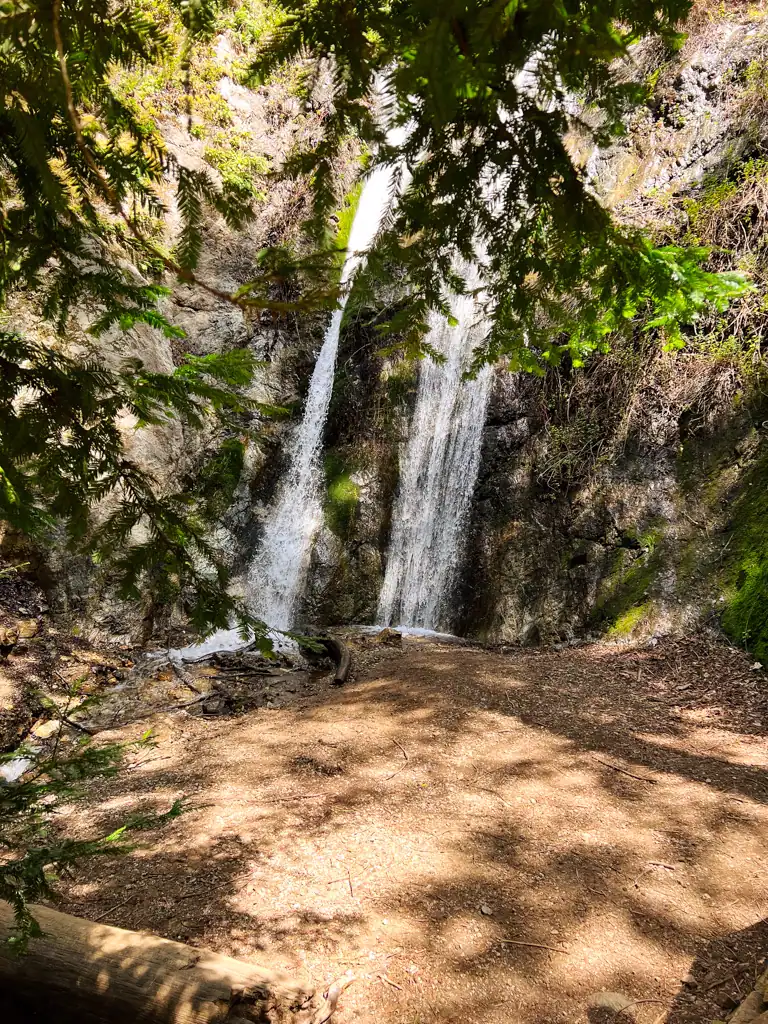 Pfeiffer falls, a small waterfall on rock in this big sur guide. 